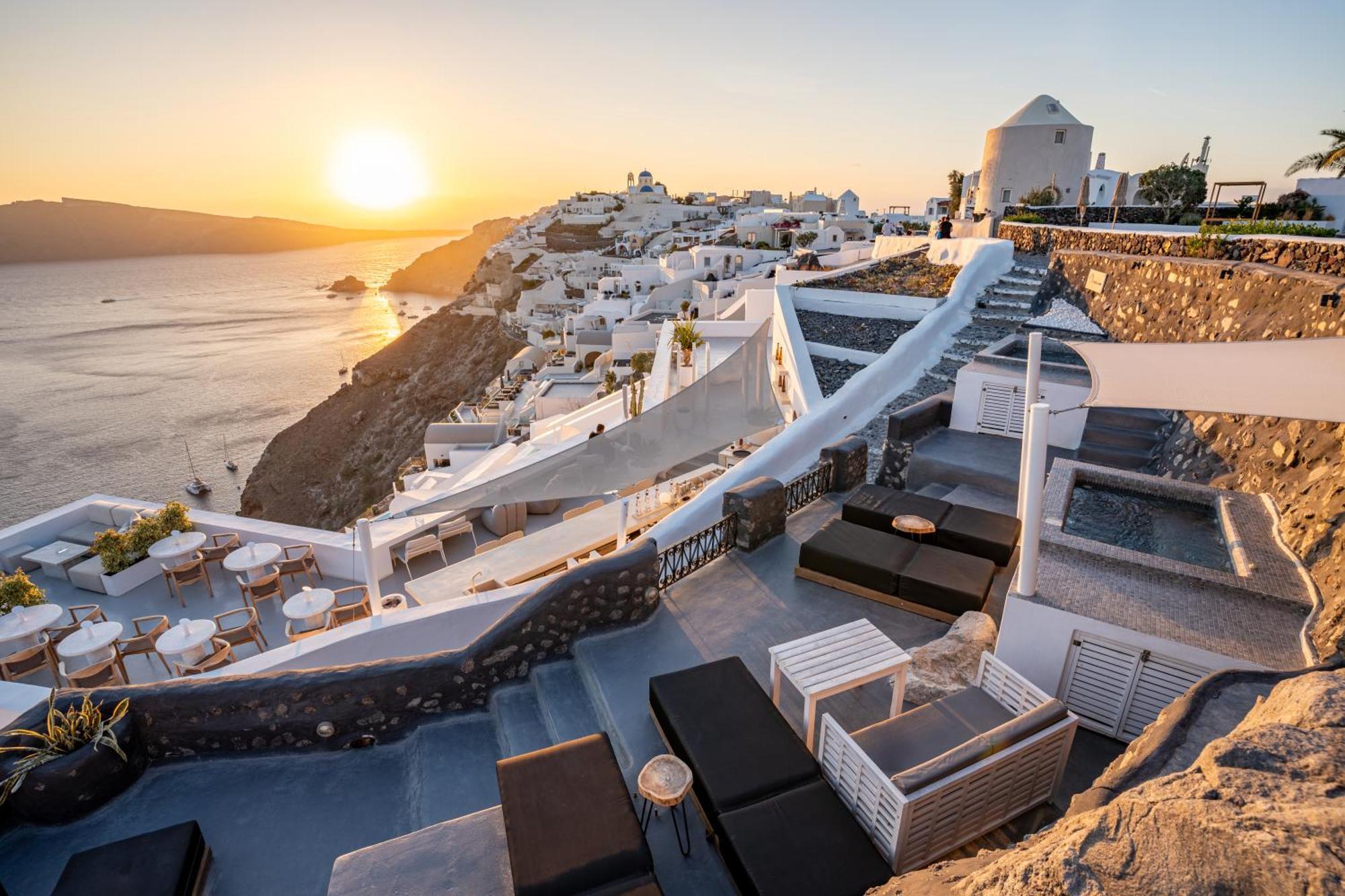 Enalion Suites Ia Exterior foto