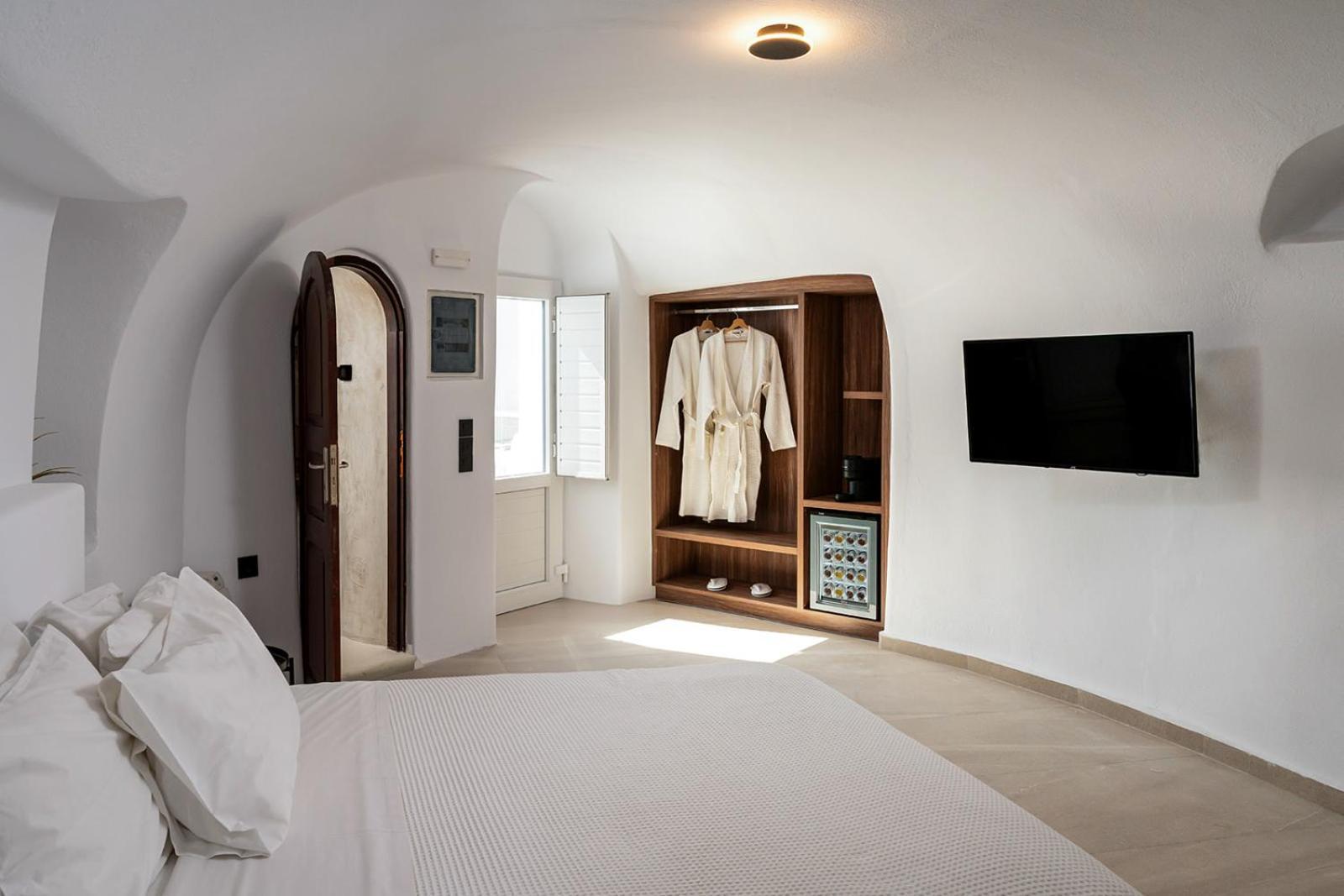 Enalion Suites Ia Exterior foto